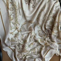 روسری شیک|لباس|رشت, پیرکلاچای|دیوار