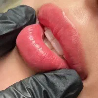 خدمات تخصصی ( میکرو بلید ینگ ابرو ،شید لب وبن مژه)|خدمات زیبایی و سلامت|تهران, مجیدآباد|دیوار