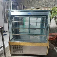 یخچال ویترینی