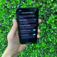 Iphone 13 / آیفون ۱۳ نرمال بدون هیچ خطو خشی ۱۲۸|موبایل|تهران, میرداماد|دیوار