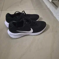 نایک اورجینال مدل revolution 7 نو