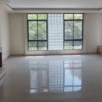 شیخ بهایی شمالی 180متر 3خواب/فول امکانات بی نقص