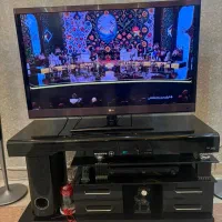 تلویزیون ۴۷ اینچ LED اصل ال جی با میز نو