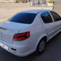 رانا پلاس 1402|خودرو سواری و وانت|شاهینشهر, شهرک میلاد|دیوار