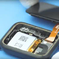 تعمیر انواع ایرپاد و ساعت هوشمند|لوازم جانبی موبایل و تبلت|کاشان, بازار کاشان|دیوار
