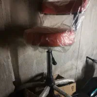 صندلی چرخدار با تنظیم ارتفاع