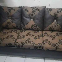 مبل سه نفره چرم