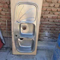 دو تا میز و ابچکان و سینک|آب‌چکان و نظم‌دهنده ظروف|آذرشهر, |دیوار