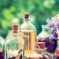 عرقیات گلاب عطری