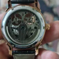 ساعت فیک اصلی هست یعنی چینی درجه یک هست