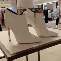 بوت سفید سایز 39|کیف، کفش، کمربند|امیدیه, |دیوار