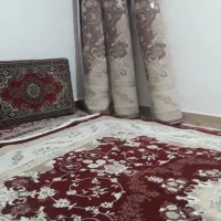 فرش دست دوم با شش عدد پشتی