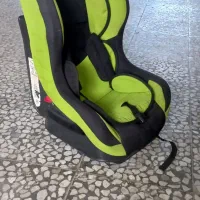 صندلی ماشین