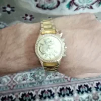 یکجا به فروش میرسد
