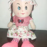 عروسک دخترانه
