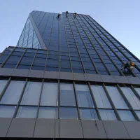 راپل کار در ارتفاع شستشوی نما پیچ و رولپلاک|خدمات پیشه و مهارت|تهران, گاندی|دیوار