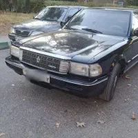 تویوتا کراوون 1989