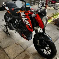 KTM DUKE 200