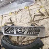 جلو پنجره و بچه گلگیر رونیز