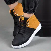 کفش نیم بوت|کیف، کفش، کمربند|شیراز, دانشکده دامپزشکی شیراز|دیوار