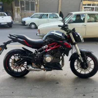 بنلی دو سیلندر ۳۰۰ مدل ۴۰۲|موتورسیکلت|زنجان, |دیوار