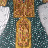 لباس بلوچی|لباس|آق قلا, |دیوار