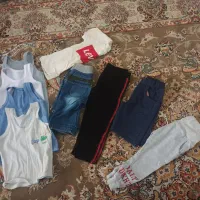 تعدادی لباس بچه یک تا ۳