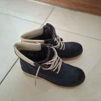 کفش و نیم بوت|کیف، کفش، کمربند|اصفهان, حصه جنوبی|دیوار