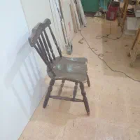 صندلی چوبی