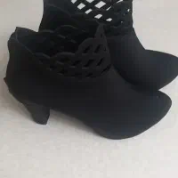 کفش مجلسی|کیف، کفش، کمربند|ساوه, |دیوار