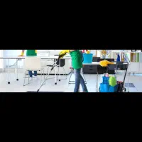 استخدام نیروی تدارکات و خدمات