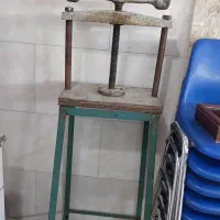 پرس دستی صحافی