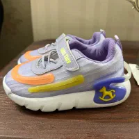 کتونی بچگانه کاملا نو|کفش و لباس بچه|ری, دیلمان|دیوار