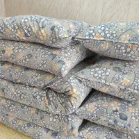 تولیدی تشک وبالشت سنتی|رختخواب، بالش، پتو|اصفهان, شهرک کاوه|دیوار