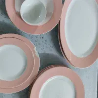 سرویس چینی لبهصورتی جهت کسری|ظروف سرو و پذیرایی|مشهد, گاز|دیوار