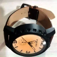 ساعت اسپرت بند چرمی