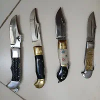 تعدادی چاقوی دسته شاخ و استخوان