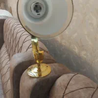 یک عدد لوستر تک شاخ و یک عدد لوستر آشپزخانه