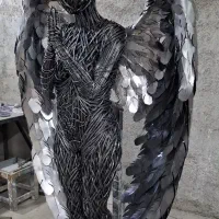 مجسمه و دیوارکوب و پرتره فلزی هنری کار دست
