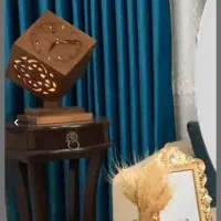 ساعت رومیزی و آباژور چوبی