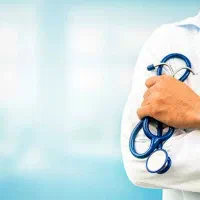 پرستار جهت دستیار پزشک