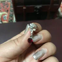 گوشواره تیتانیوم و یاقوت