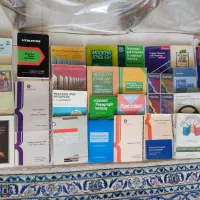 کتاب های زبان انگلیسی برای دانشجویان زبان انگلیسی|کتاب و مجله آموزشی|اصفهان, مرکز همایش های بین المللی اصفهان|دیوار