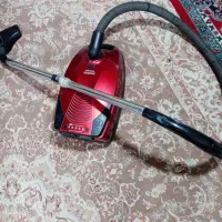 یک عدد جارو برقی سالم