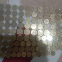 تعدادی سکه جمهوری اسلامی