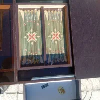 میز مطالعە بسیار خوشکل و تمیز