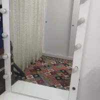 آینه چراغداری قدی کشو دار