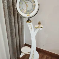 ساعت ایستاده