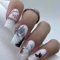 آموزش کاشت ناخن (درآمد بالا)