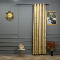 پرده مخمل طلا کوب